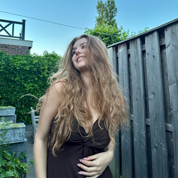 Meet your Posher, Morgan - Picture 2 of 3